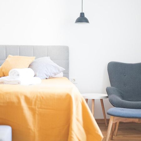 Wally Apartments By Flat White - With Elevator Загреб Екстериор снимка