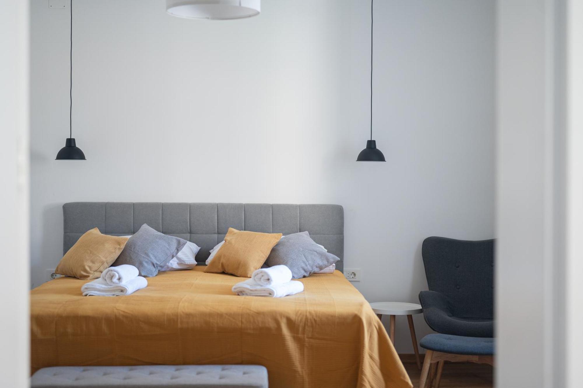 Wally Apartments By Flat White - With Elevator Загреб Екстериор снимка