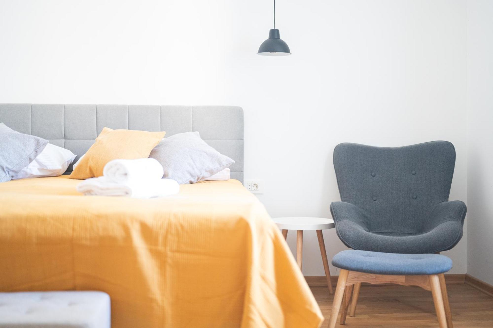 Wally Apartments By Flat White - With Elevator Загреб Екстериор снимка