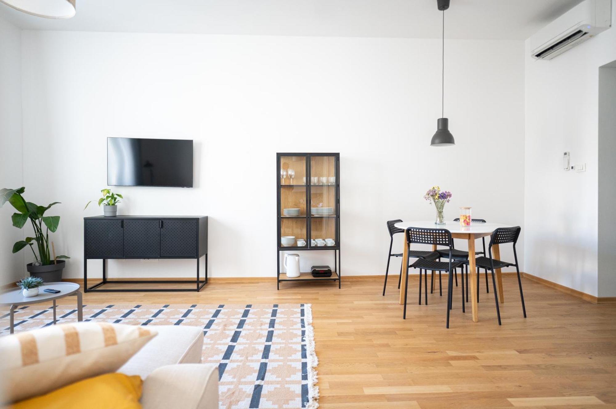 Wally Apartments By Flat White - With Elevator Загреб Екстериор снимка