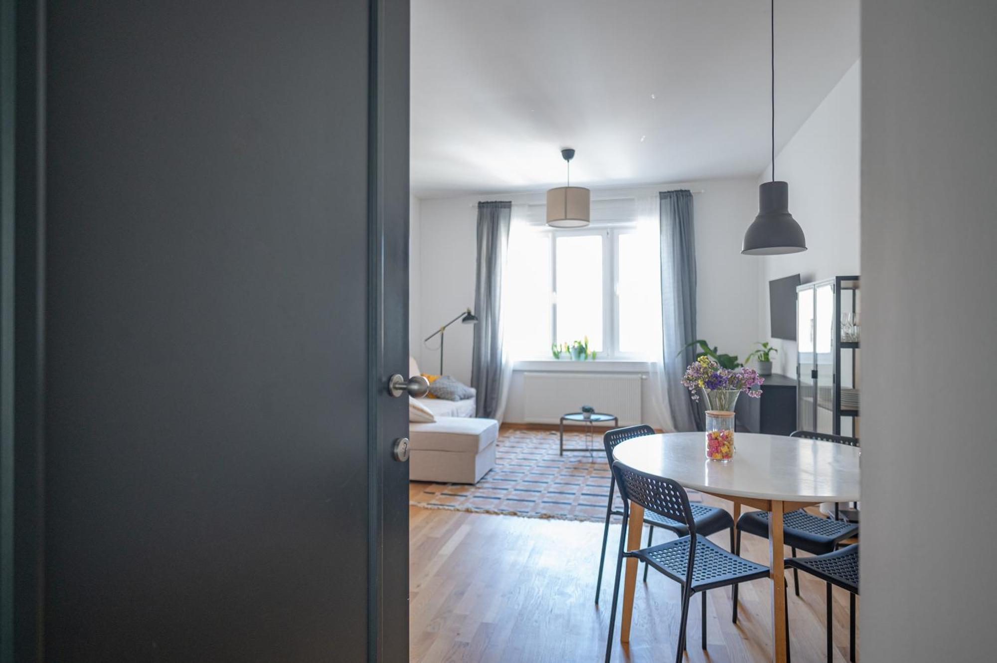 Wally Apartments By Flat White - With Elevator Загреб Екстериор снимка