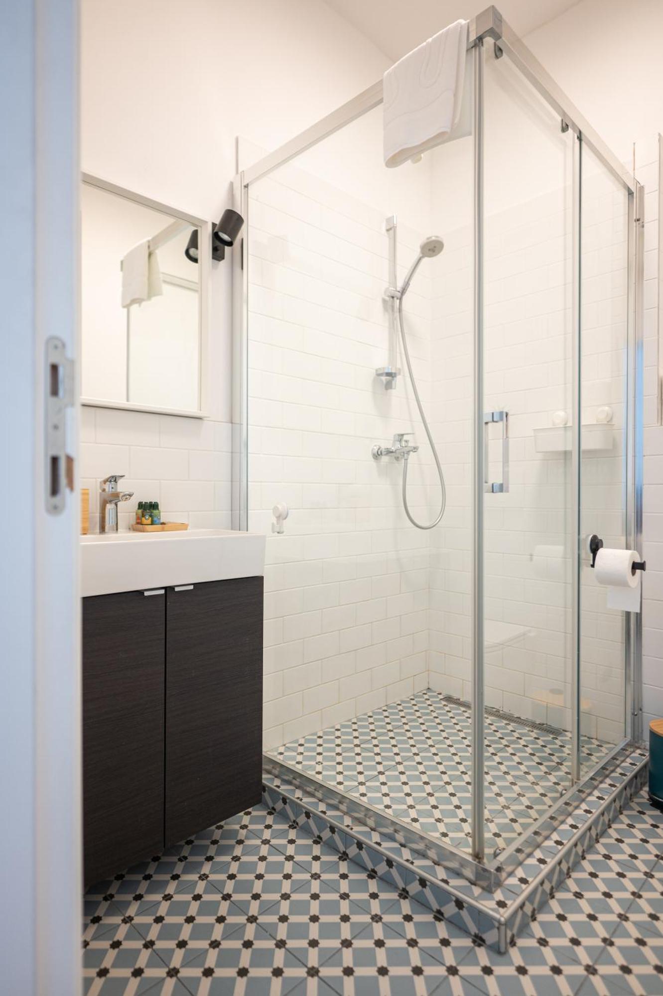 Wally Apartments By Flat White - With Elevator Загреб Екстериор снимка